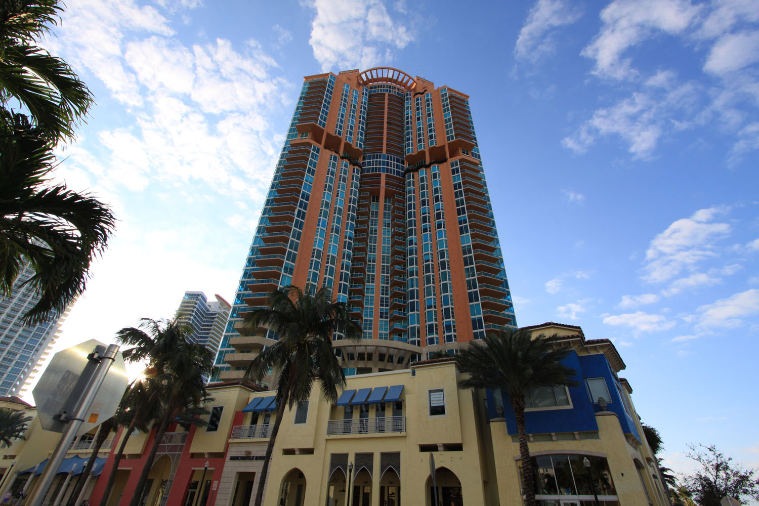 Portofino Tower - Miami Beach Luxury Condos