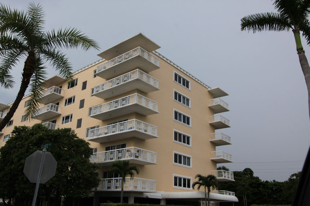 Lake Tower - Miami Beach Luxury Condos