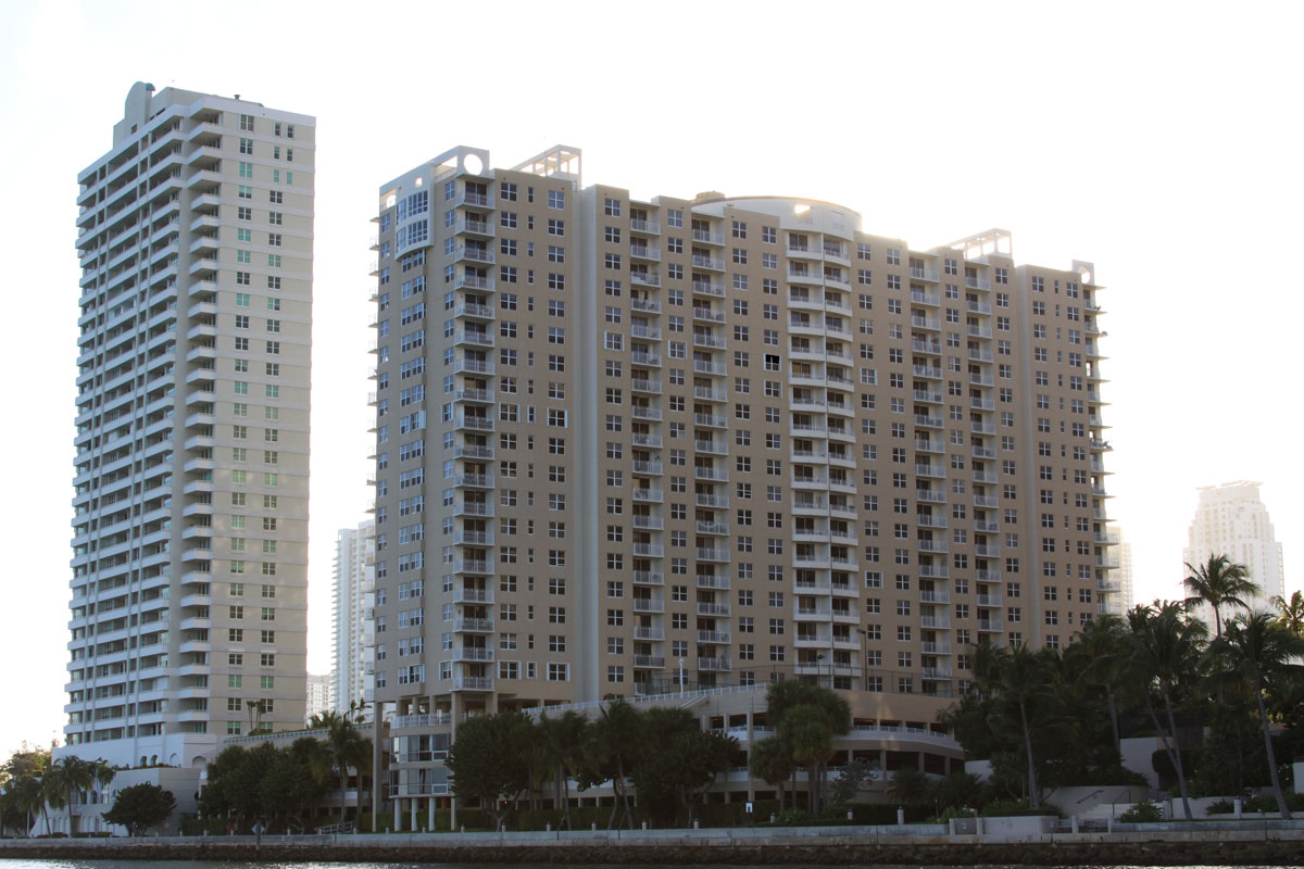 Isola - Miami Beach Luxury Condos
