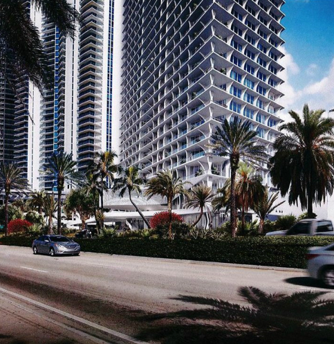Jade Signature - Miami Beach Luxury Condos