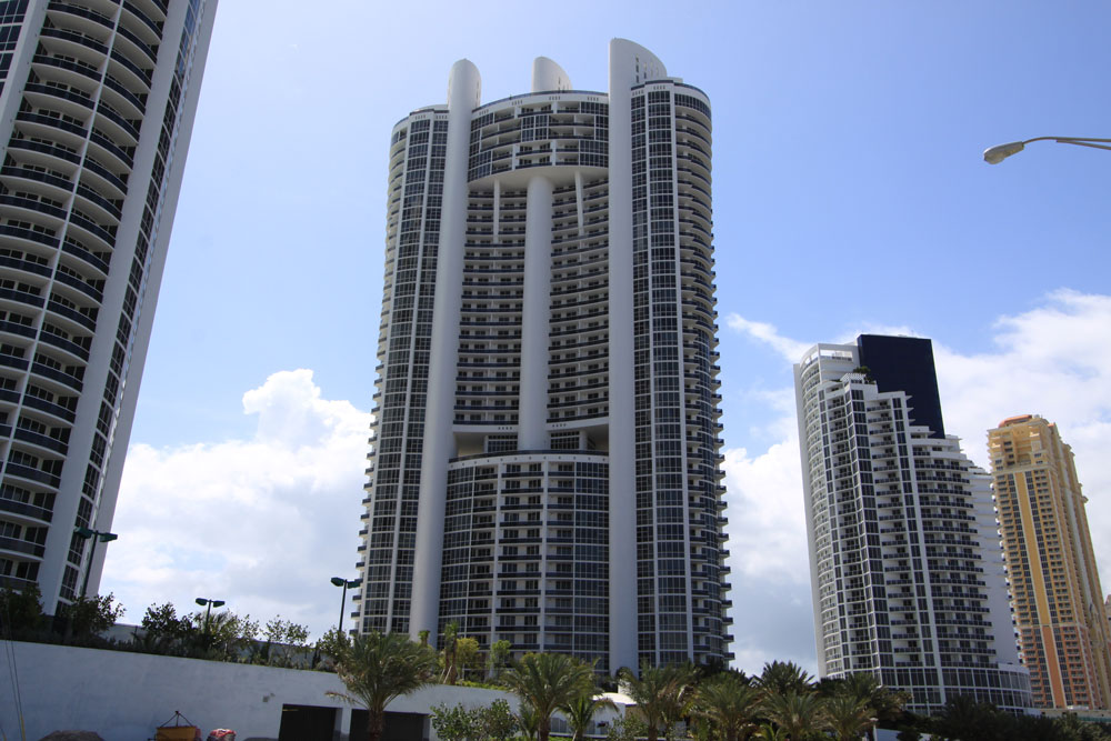 Trump Palace - Miami Beach Luxury Condos