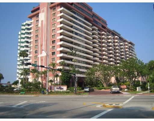 The Alexander - Miami Beach Luxury Condos