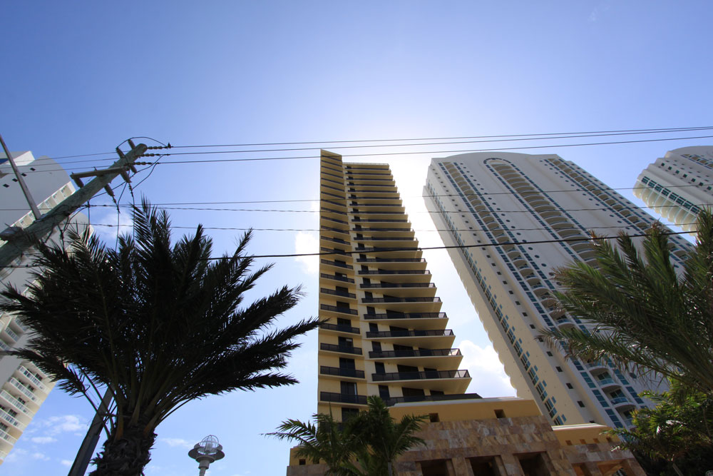 Sayan - Miami Beach Luxury Condos