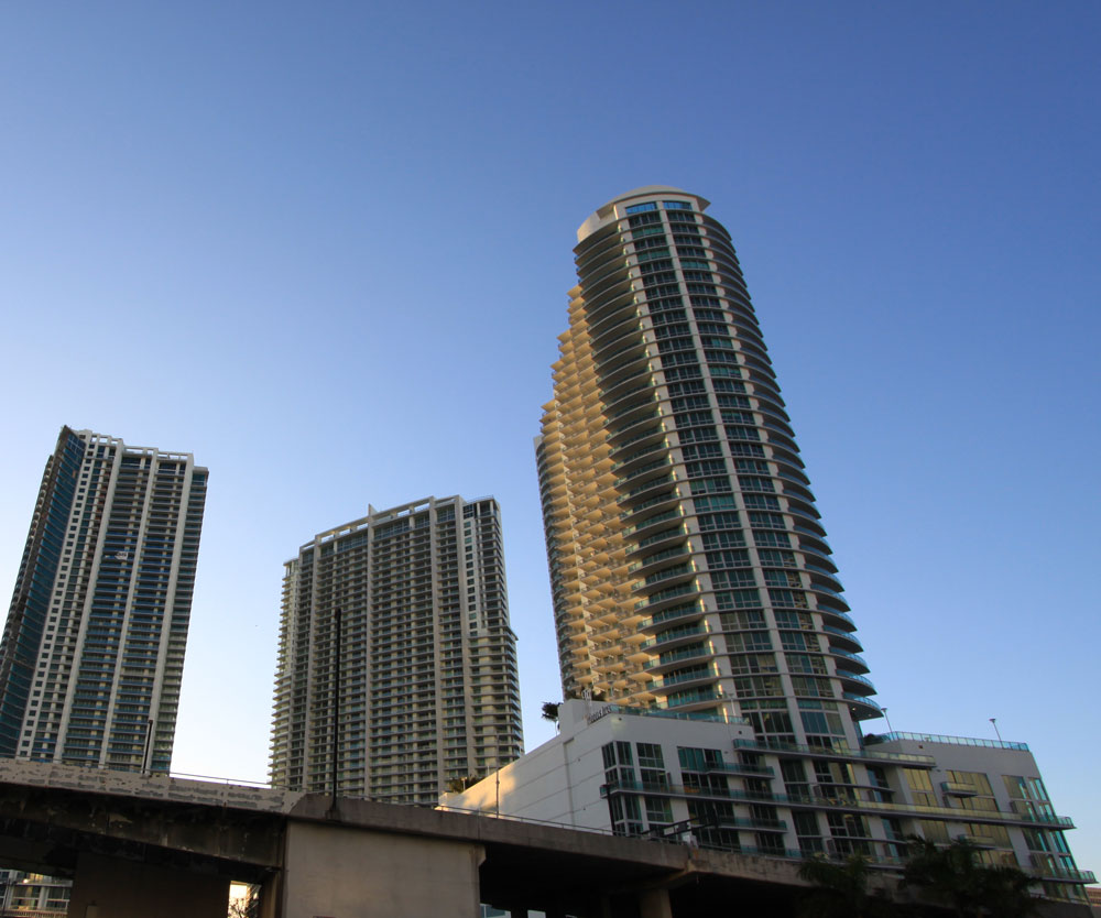 Wind - Miami Beach Luxury Condos