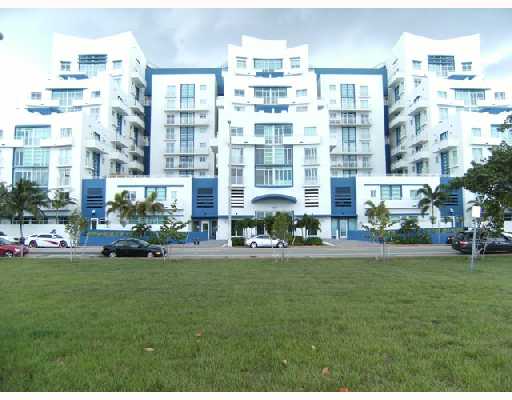 Ocean Blue - Miami Beach Luxury Condos