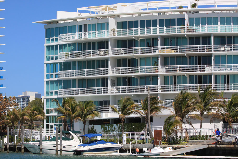 Regatta - Miami Beach Luxury Condos