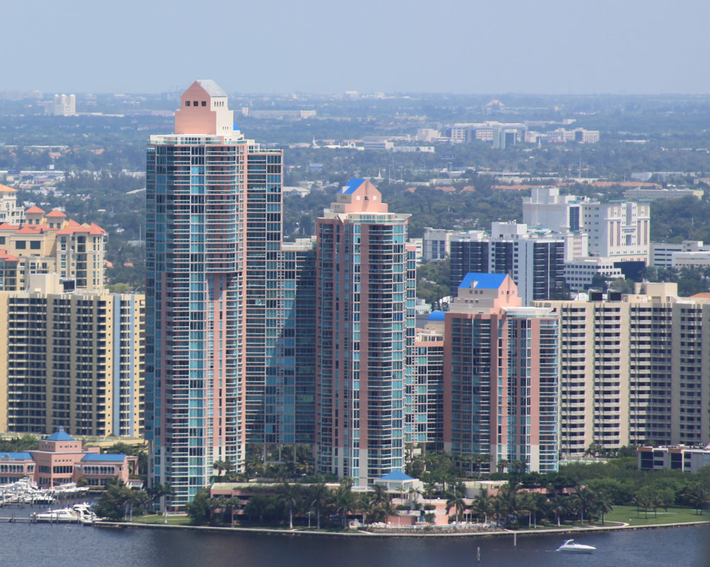 Hidden Bay - Miami Beach Luxury Condos