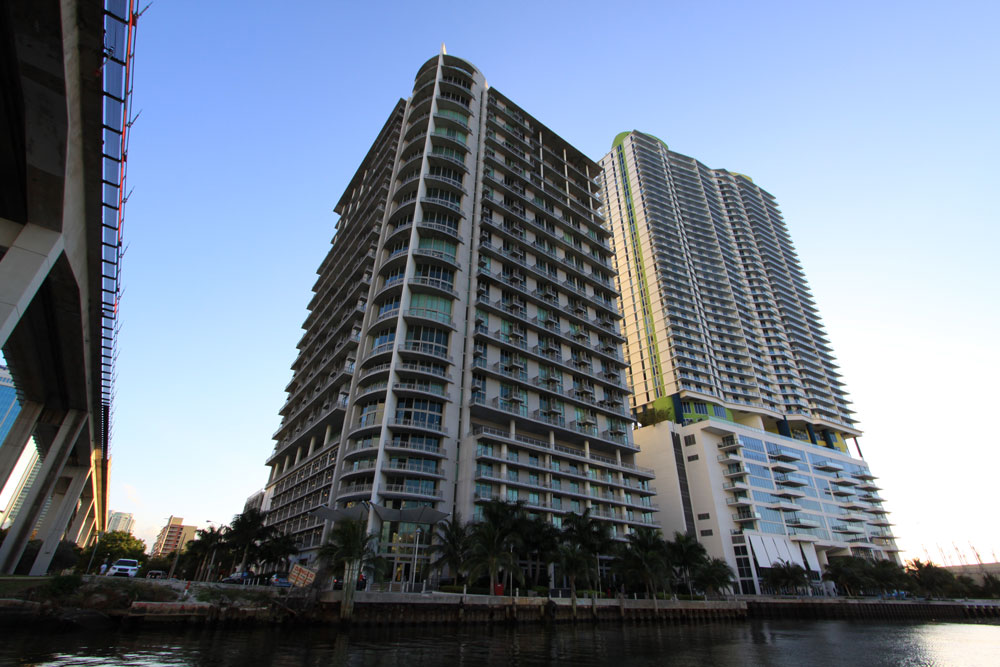 Neo Vertika - Miami Beach Luxury Condos