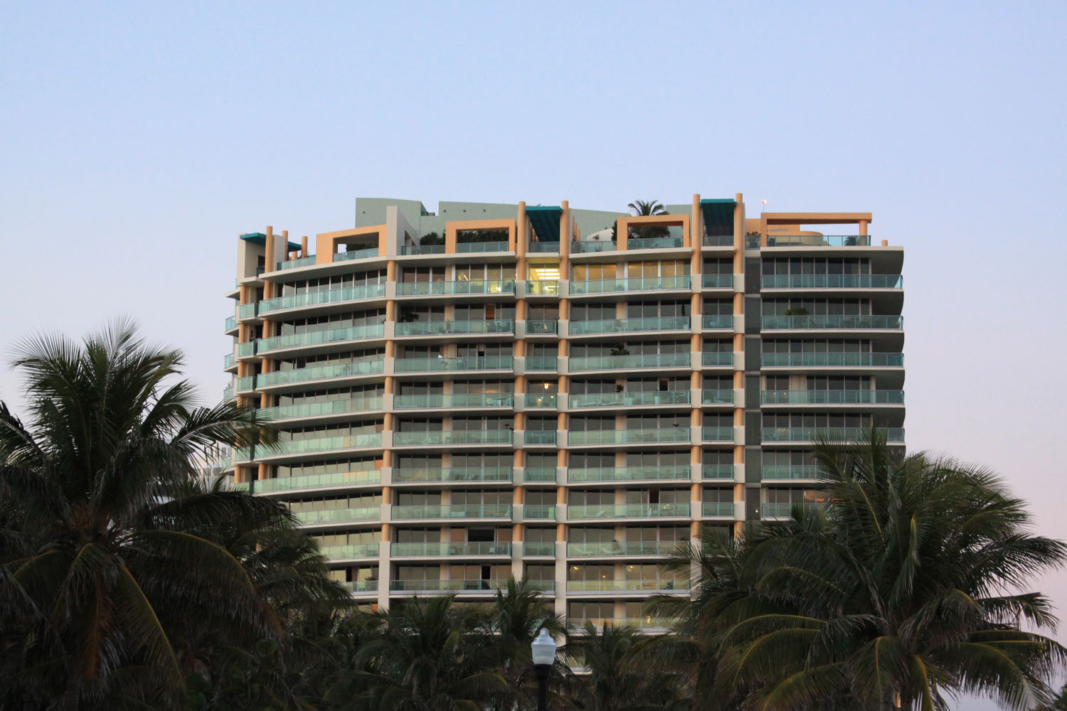 Il Villaggio - Miami Beach Luxury Condos