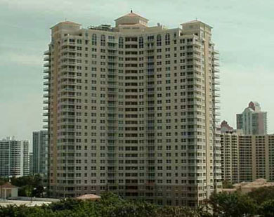 Turnberry on the Green - Miami Beach Luxury Condos