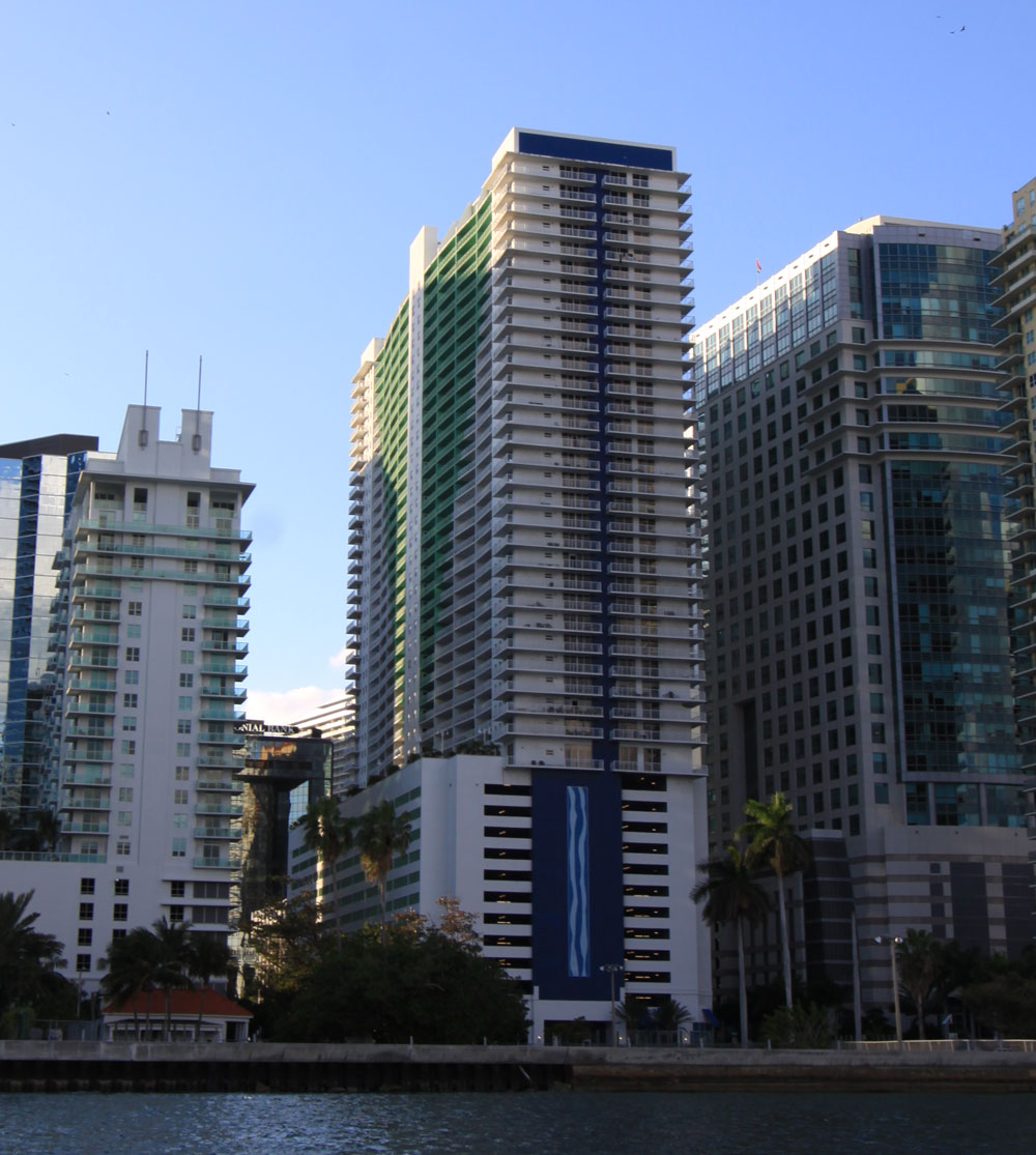 The Club at Brickell Bay - Miami Beach Luxury Condos