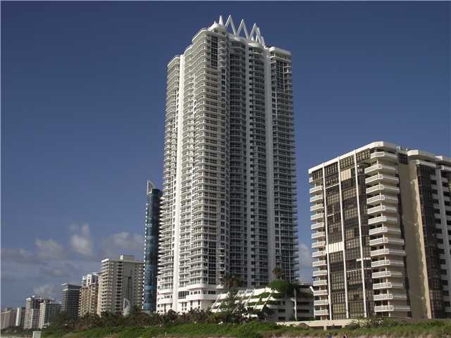 Akoya - Miami Beach Luxury Condos
