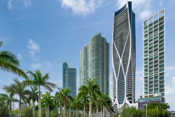 One Thousand Museum - Miami Beach Luxury Condos